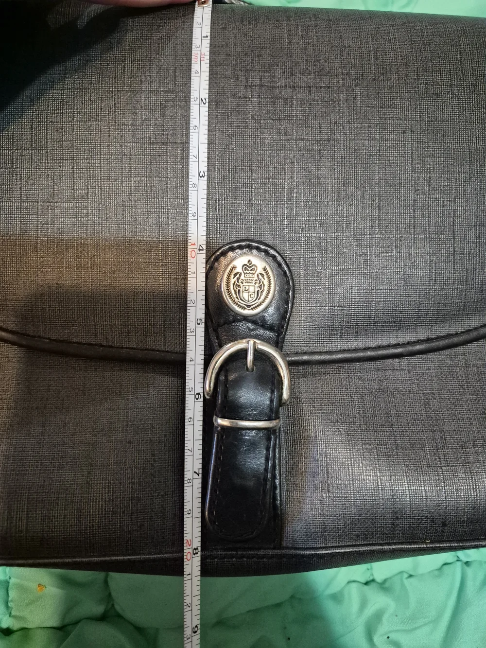 Vintage Liz Claiborne Black Crossbody Satchel with Turn-Lock Accent